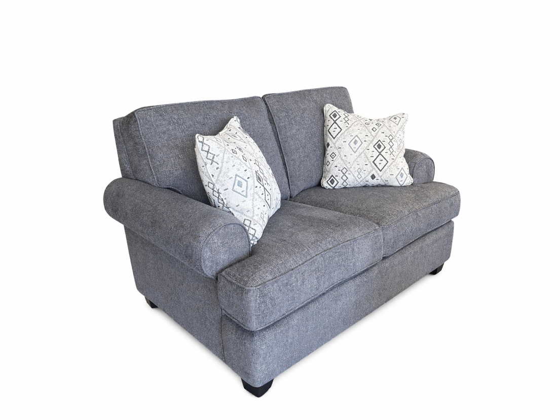 2285 Loveseat