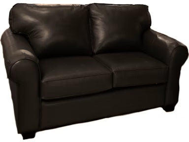 3179 Loveseat