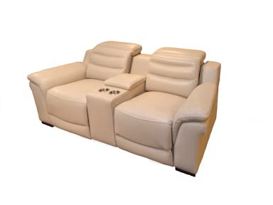 Kuka Loveseat